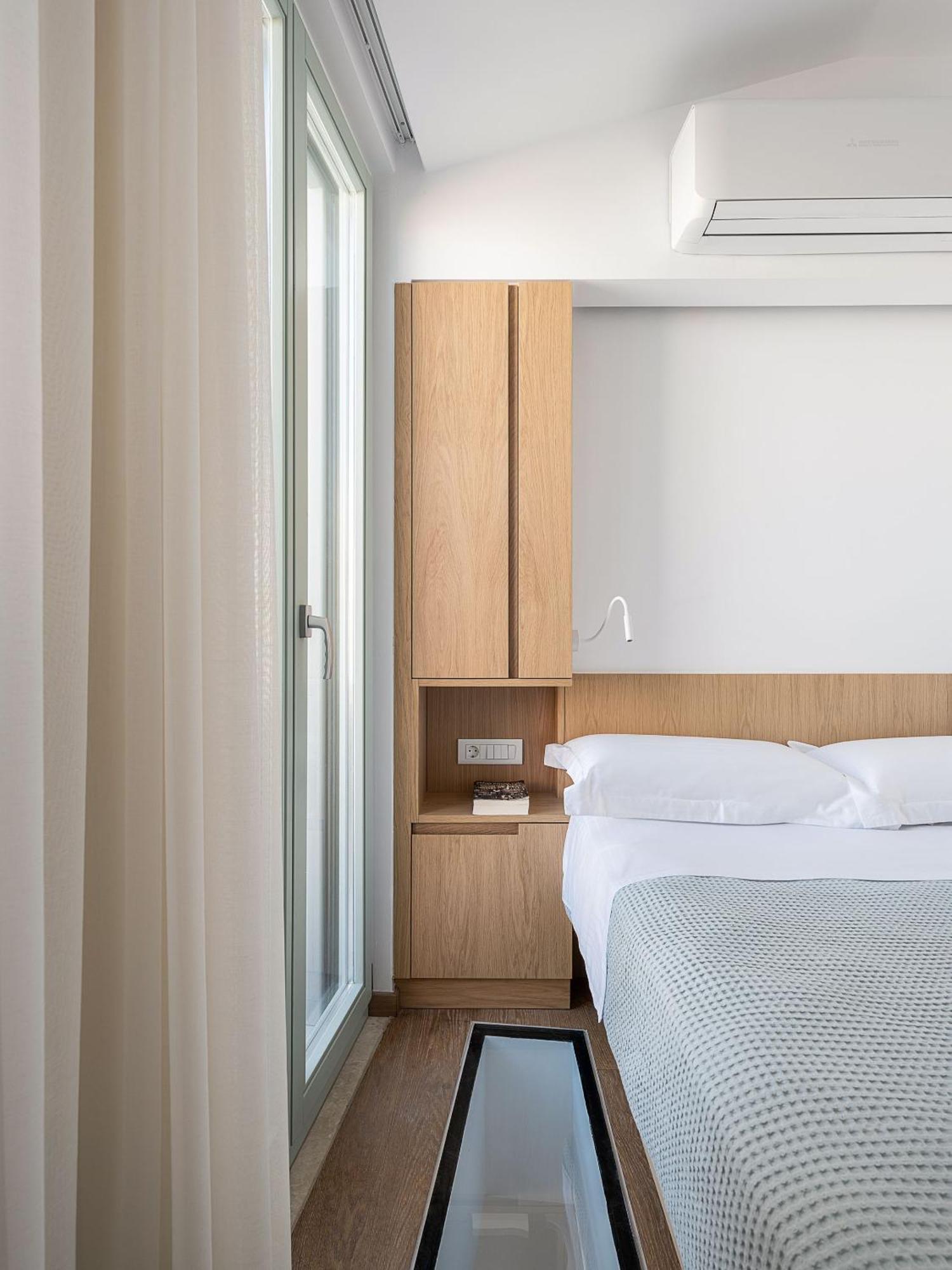 Mythodea Luxury Suites Hriszí Aktí Haniá Szoba fotó